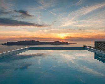 Vallas Apartments & Villas - Firostefani - Balcony