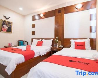 Phuong Thuy Hotel - Ho Chi Minh Stadt - Schlafzimmer