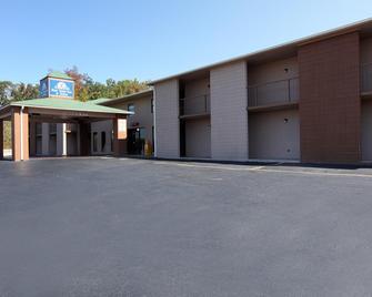 Americas Best Value Inn Malvern - Malvern - Building