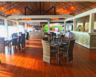 Villa Estrella Resort Hotel - Bauang - Restaurant