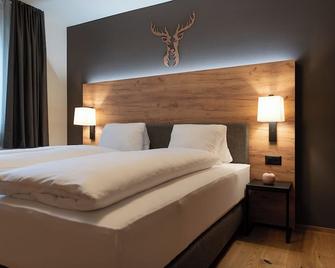 Pradas Resort Brigels - Breil/Brigels - Schlafzimmer