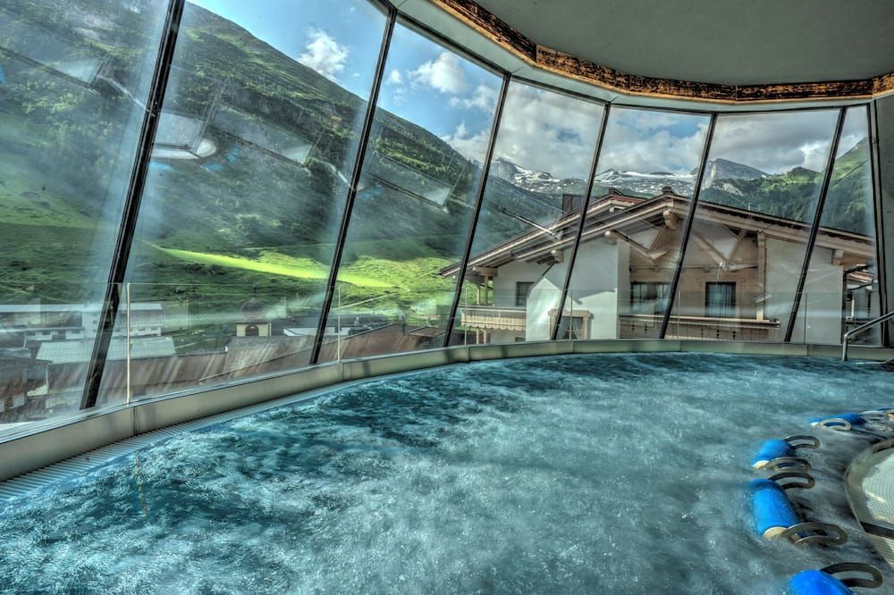 Alpenbad Hotel Hohenhaus - Hintertux - Piscina