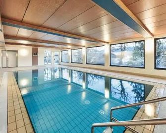 Hotel Gasthof Stern - Deutschnofen - Pool