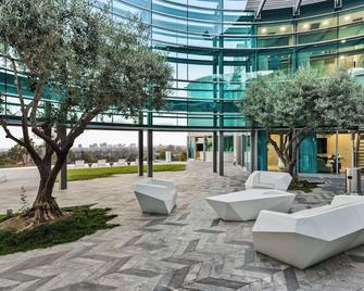 Jetson Estate - Beverly Hills - Patio