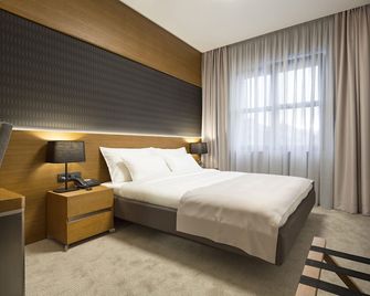 Hotel Orasac Garni - Belgrado - Habitación