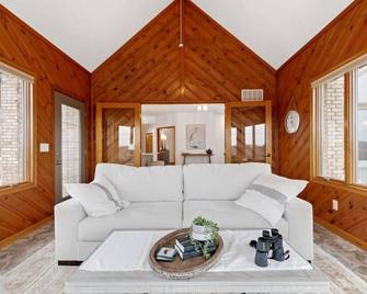 Lake Mansion On The Hill wPanoramic Views & Dock - Lynchburg - Sala de estar