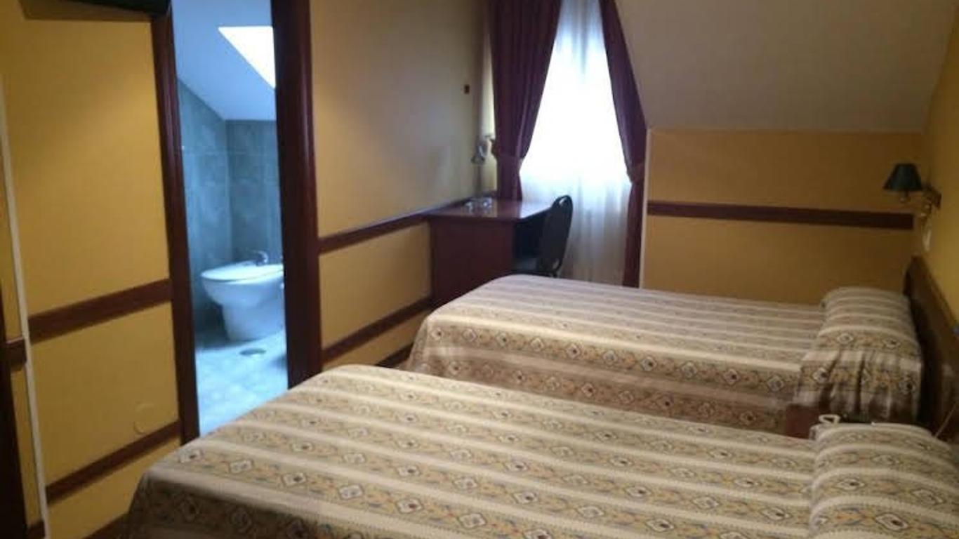Hotel Nueva Allandesa