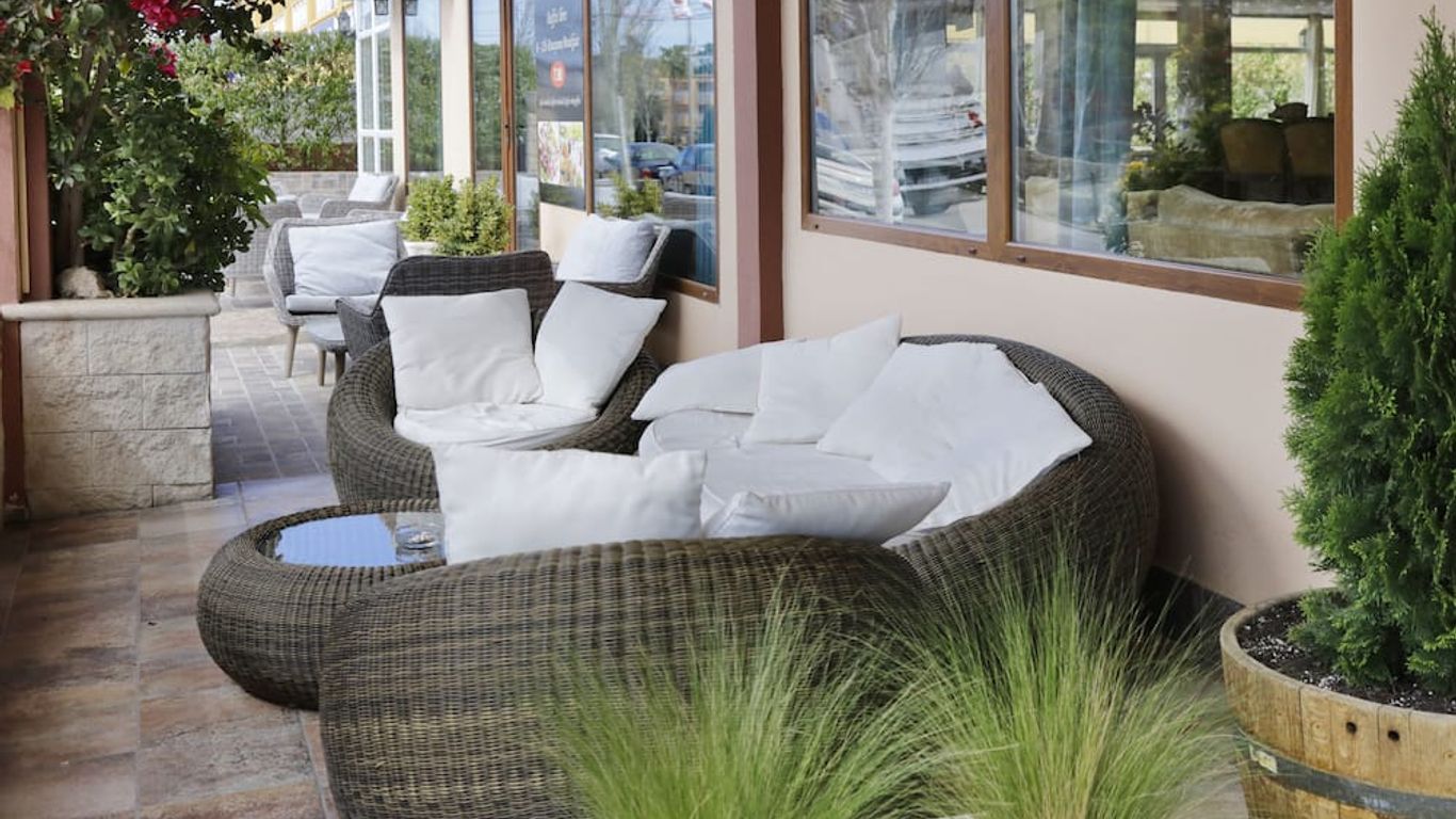 Nura Santa Ponsa & Spa