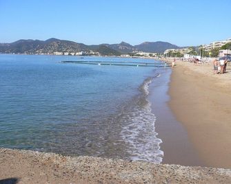 Royal Palm 217 With Panoramic Sea View - كان - شاطئ