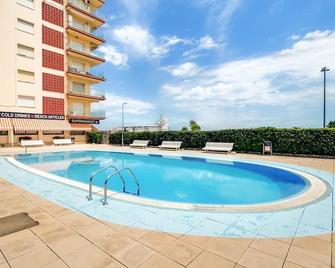 Hauzify I Apartament Rosa dels Vents - Santa Susanna - Pool