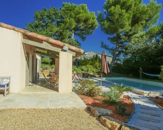 Villa in Roaix near Mont Ventoux - Buisson - Piscina