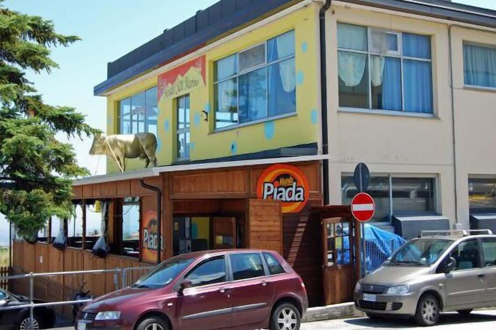 Hostel San Marino - סן מרינו - בניין