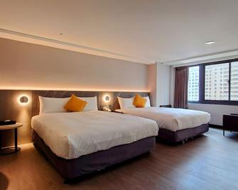 Hub Hotel Taichung Wenxin - Tchaj-čung - Ložnice