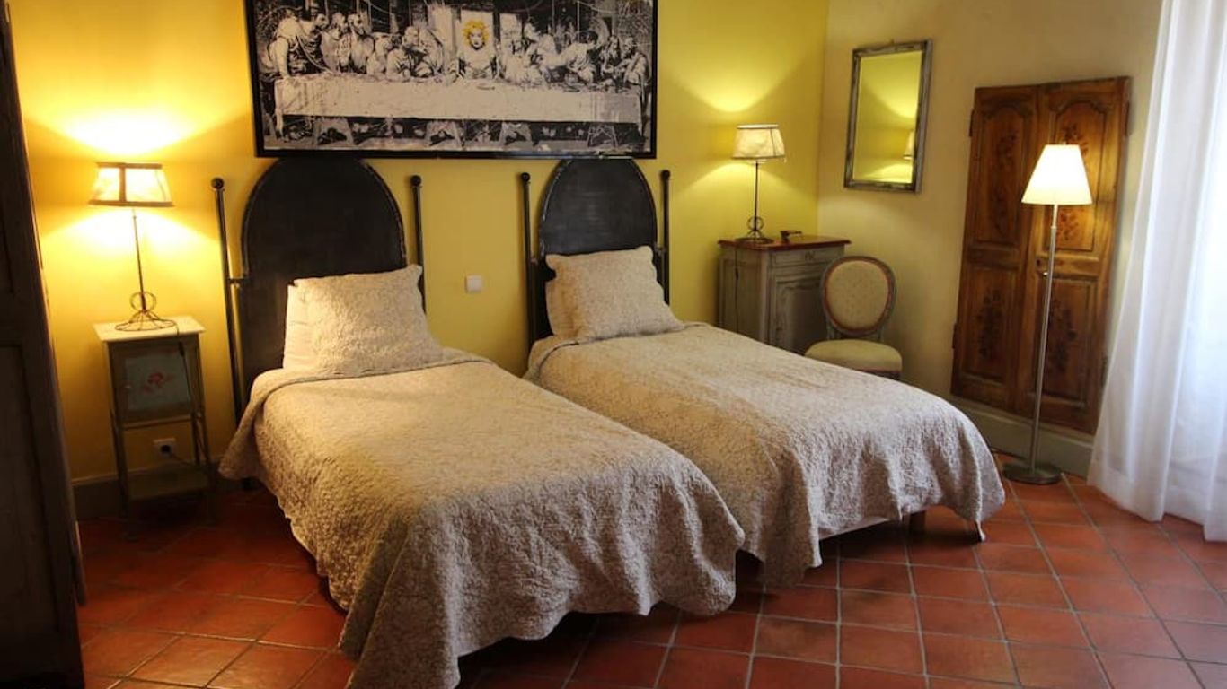 Hostellerie et la parenthese uzes