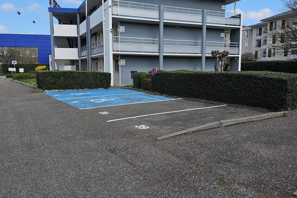 بروميير كلاسيه ستراسبورغ ويست