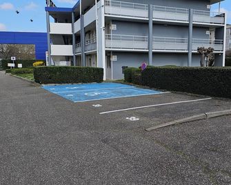 Premiere Classe Strasbourg Ouest - Estrasburgo - Edificio