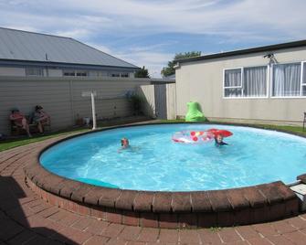 Palmerston North Motel - Palmerston North - Pool