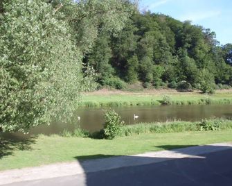 Zur Alten Fuldaschleife - Guxhagen - Outdoors view