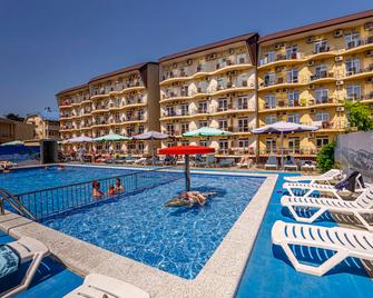 Hotel Prometey 3 - Divnomorskoye - Басейн