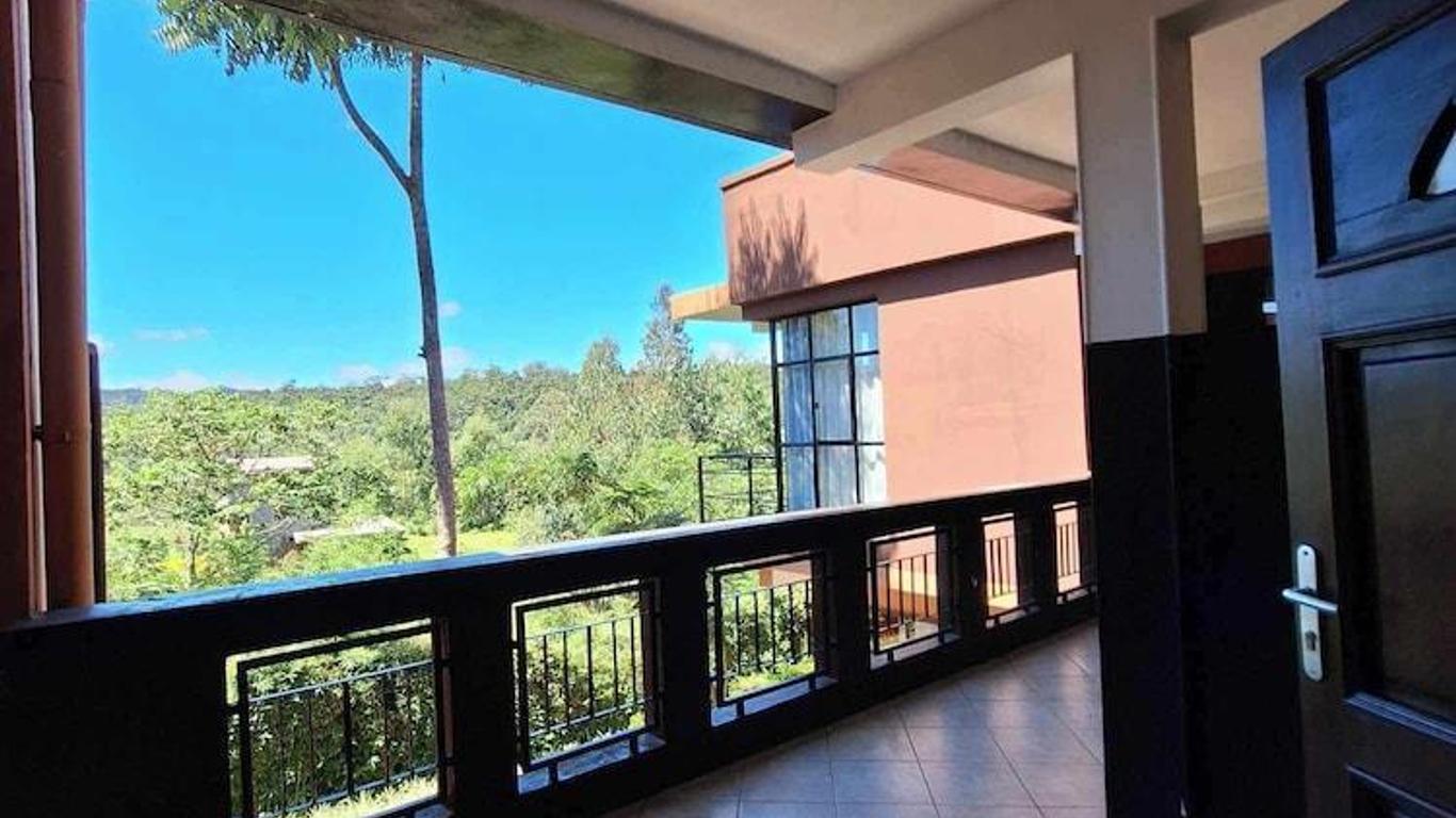 Andasibe Cyperus Hotel