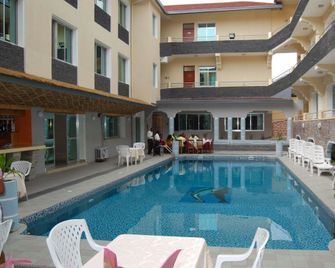 City Hill Hotel - Bujumbura - Pool