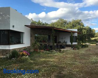 Hotel Rural El Sosiego - Villamiel - Building