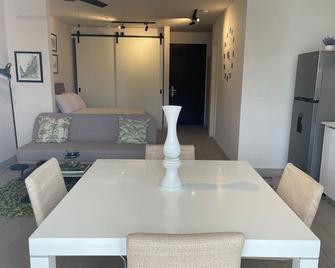Confortable mini loft en PH Casco View - Cidade do Panamá - Sala de jantar