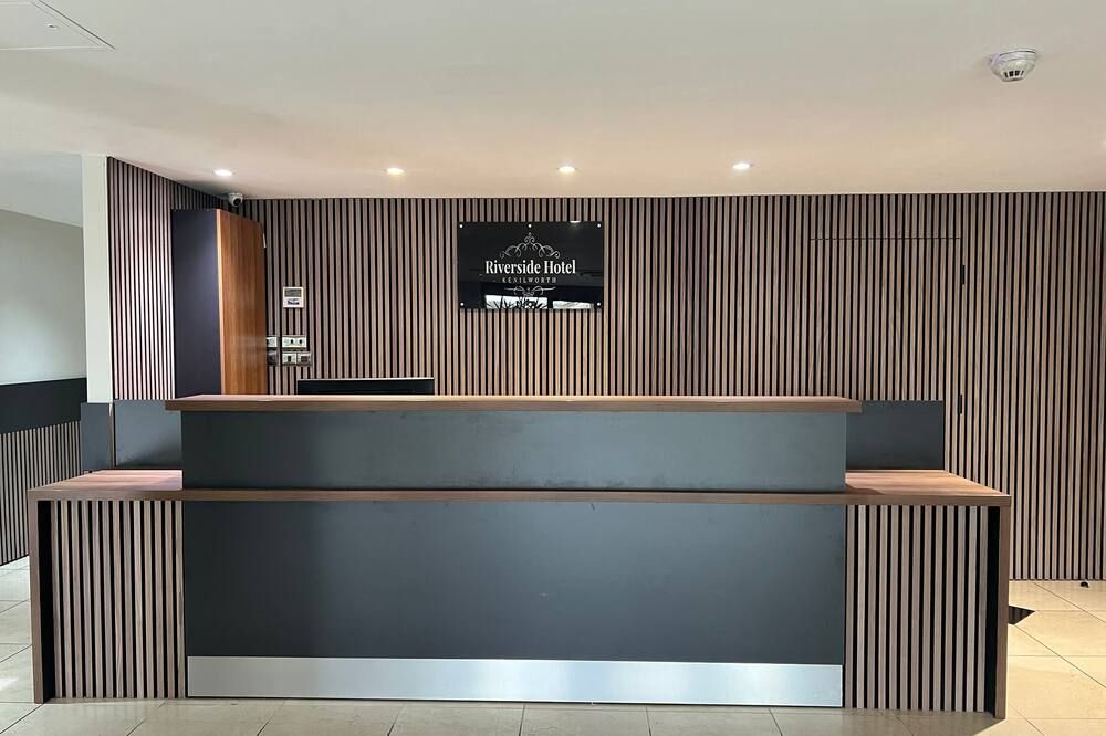 Riverside Hotel - וורוויק - דלפק קבלה