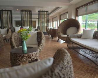 Canyon Cove Hotel & Spa - Nasugbu - Lounge