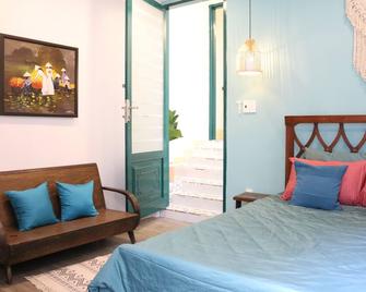 Sunny Room @ Saigon Xinchao Hostel @ near Ben Thanh Market - Ciudad Ho Chi Minh - Habitación