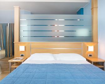 Garda Hotel - Montichiari - Slaapkamer