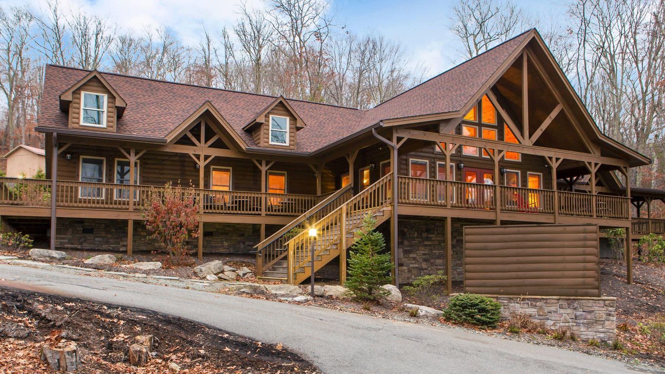 Bluegreen Vacations Blue Ridge Village, an Ascend Collection Resort