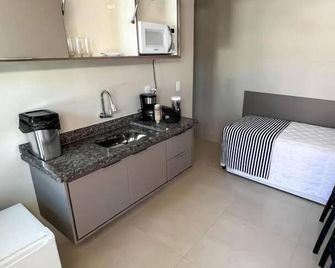 Pousada Boutique do Lazer SP - Cabo Frio - Küche