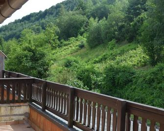 Big Buddha - Guesthouse Natural Mosel - Kröv - Balcón