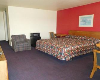 Holiday Motel - Lordsburg - Bedroom