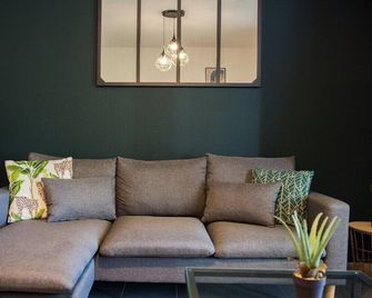 Le Jardin Séquoia ~ Climatisation ~ Parking - L'Union - Salon