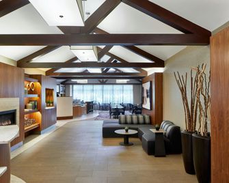 Courtyard by Marriott Rochester East/Penfield - רוצ'סטר - טרקלין