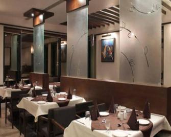 Hotel Kanan - Ahmedabad - Restaurante