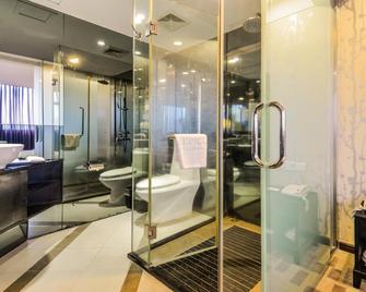 Henry Business Hotel - Quảng Châu - Phòng tắm