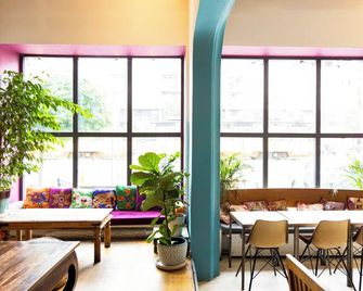 Noclegi Stadion Bed & Breakfast - Varsòvia - Restaurant