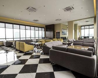 1898 Hotel Colonia En Las Filipinas - Makati - Lounge