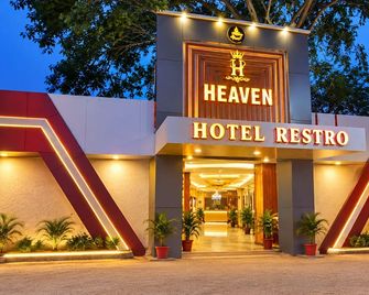 7 Heaven Hotel & Restro - Sasarām - Building