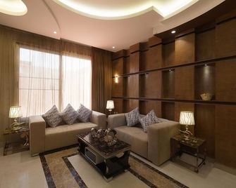 Aliah Apartment - Khamis Mushait - Salónek