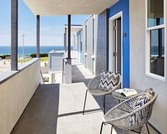 Pacific View Inn - San Diego - Balcony
