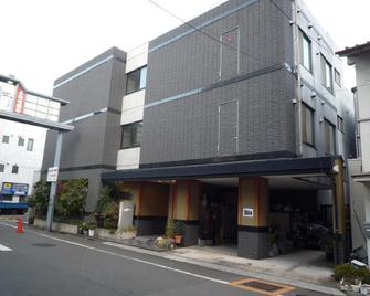 Annex Katsutaro Ryokan - Tokyo - Building
