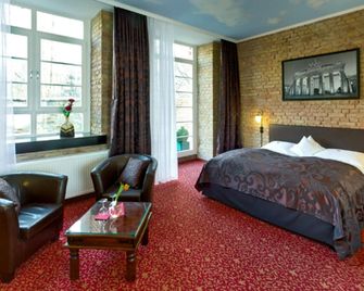 cinderella.kreuzberg - Berlin