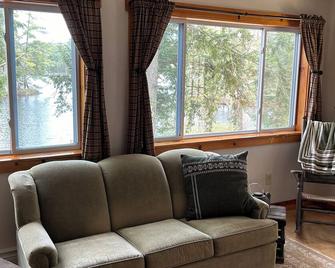 Hermit Lake House living in the Hart of New Hampshire's Lake Region. - Sanbornton