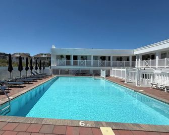 Dunes by the Ocean - Point Pleasant Beach - Piscina