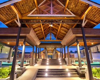 Outrigger Khao Lak Beach Resort - Takua Pa - Lobby