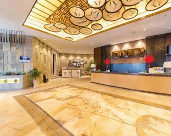 Er Hai Bay Holiday Hotel - Dali - Recepción